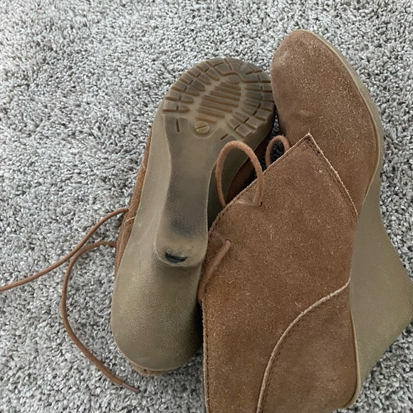 Brown heeled ankle boots - Picture 5 of 5